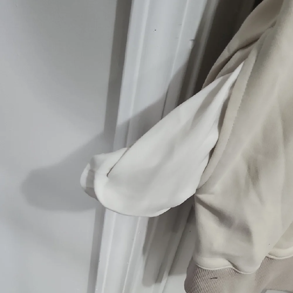 Cozy Oversized Two Tone Turtleneck Sweater With Pockets - Picture 8 of 10